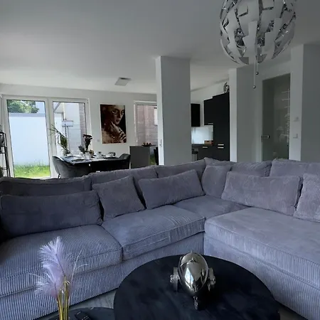 Apartmán Luxurioese Wohlfuehloase Im Neusser Stadionviertel - Blnm