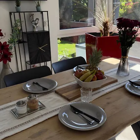 Apartmán Luxurioese Wohlfuehloase Im Neusser Stadionviertel - Blnm Neuss