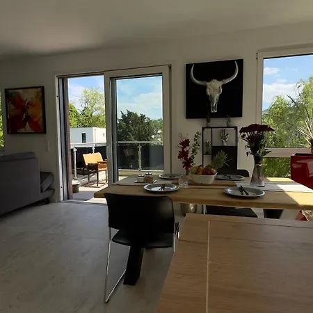 Luxurioese Wohlfuehloase Im Neusser Stadionviertel - Blnm Apartmán *