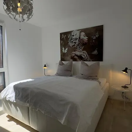 Luxurioese Wohlfuehloase Im Neusser Stadionviertel - Blnm *