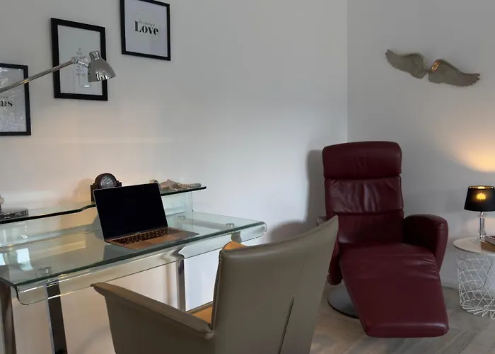 아파트 Luxurioese Wohlfuehloase Im Neusser Stadionviertel - Blnm