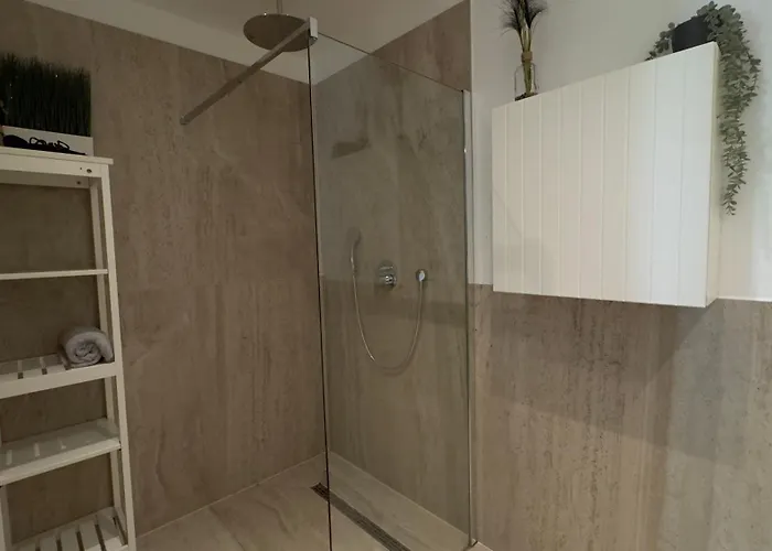 Luxurioese Wohlfuehloase Im Neusser Stadionviertel - Blnm 노이스