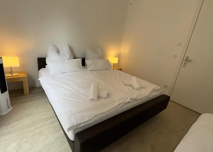 Luxurioese Wohlfuehloase Im Neusser Stadionviertel - Blnm 아파트