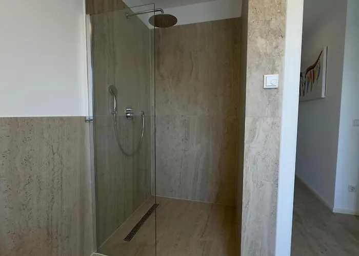 Luxurioese Wohlfuehloase Im Neusser Stadionviertel - Blnm *