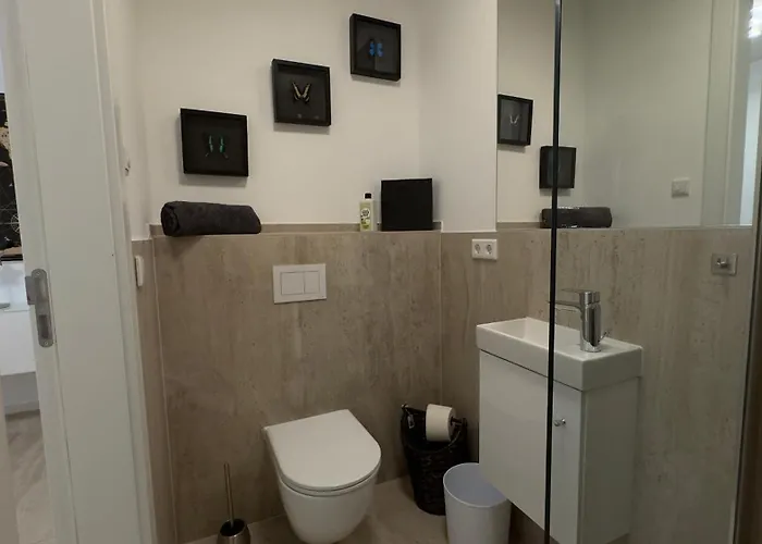 아파트 Luxurioese Wohlfuehloase Im Neusser Stadionviertel - Blnm